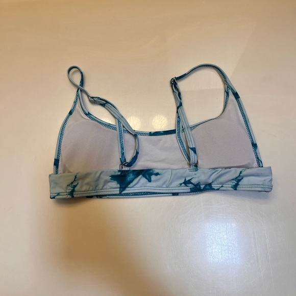 Shein Bikini - Picture 2 of 3